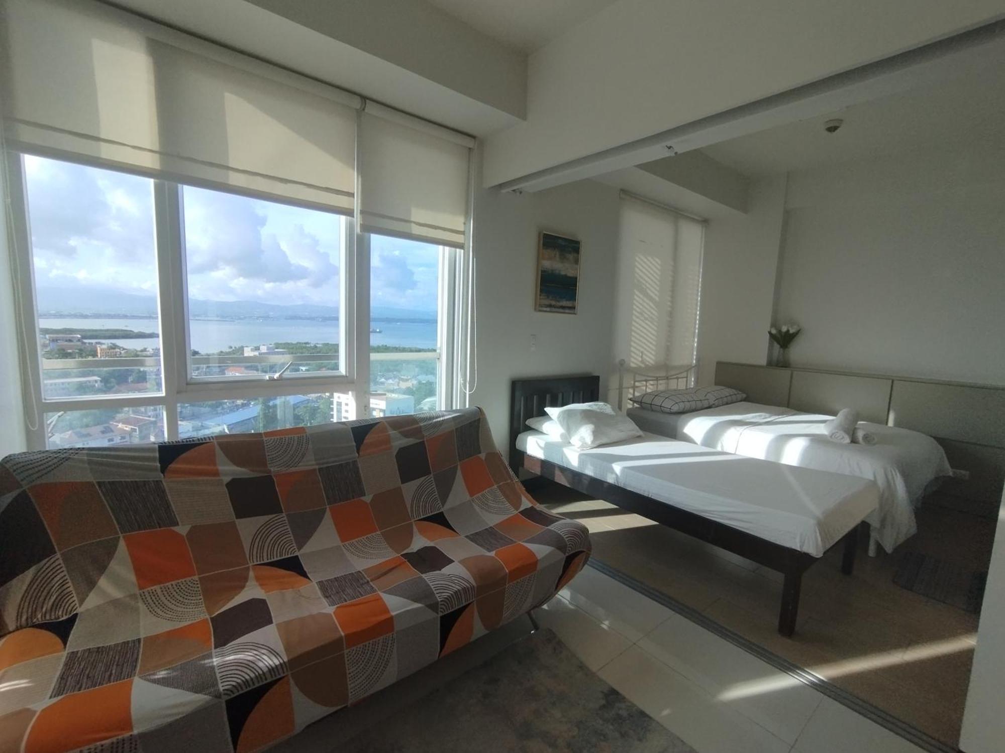 Mactan Newtown Seaview Condo By Fjcivo Мактан Экстерьер фото